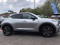 Usado Nissan Juke N-Connecta 114 CV (83 kW) 2025 Plateado SUV