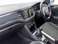 Used VW T-Roc SEL 150 HP (110 kW) 2020 Blue SUV