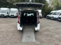 Used Ford Tourneo Connect Titanium 120 HP (88 kW) 2017 White MPV