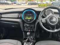 Usado Mini ONE Hatch 101 CV (74 kW) 2016 Plateado Utilitario