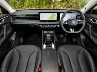 New MG HS Trophy 299 HP (219 kW) 2026 Silver SUV