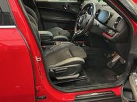 Used Mini John Cooper Works 306 HP (225 kW) 2021 Red Hatchback