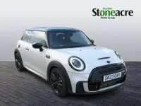 Usado Mini Cooper S Hatch 178 HP (130 kW) 2023 Branco Citadino