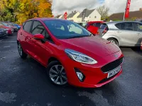 Usado Ford Fiesta Trend 95 CV (69 kW) 2020 Rojo Utilitario