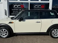 Used Mini Cooper Hatch 122 HP (89 kW) 2012 White Hatchback