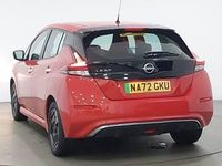 Gebraucht Nissan Leaf Acenta 110 kW (150 PS) 2022 Rot Kleinwagen