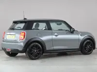 Usado Mini Cooper Exclusive 2019 Cinzento Citadino