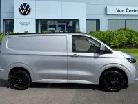 Second-hand VW Transporter Pro 110 CP (80 kW) 2025 Gri Van