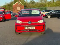 Used VW up! move up! 60 HP (44 kW) 2018 Red Hatchback