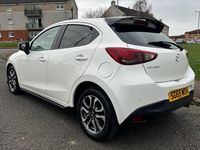 Used Mazda 2 Inclusive 90 HP (66 kW) 2015 White Hatchback