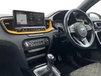 Used Kia XCeed First Edition 140 HP (102 kW) 2019 Yellow SUV