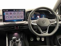 Second-hand VW Golf VIII 150 CP (110 kW) 2025