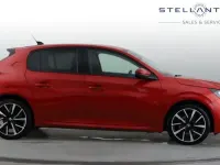 Used Peugeot 208 Allure 99 HP (72 kW) 2020 Red Hatchback