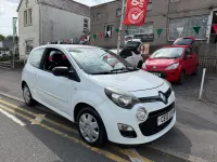 Begagnad Renault Twingo Dynamique 75 HK (55 kW) 2012 Vit Halvkombi