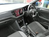 Used VW T-Roc R-line 113 HP (83 kW) 2019 Blue SUV