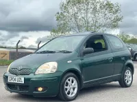 Used Toyota Yaris 2004 Green Hatchback