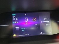 New Renault Trafic 2025 White