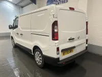 Used Nissan Primastar Acenta 110 HP (80 kW) 2022 White MPV