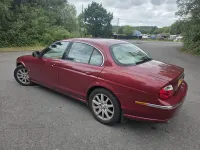 Used Jaguar S-Type SE 240 HP (176 kW) 2001 Red Sedan