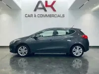 Używany Kia Ceed 133 KM (97 kW) 2013 Srebrny Hatchback