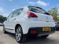 Used Peugeot 3008 Allure 120 HP (88 kW) 2017 White SUV