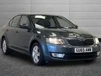 Used Skoda Octavia SE 108 HP (79 kW) 2015 Grey Estate