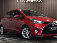 Used Toyota Yaris 101 HP (74 kW) 2016 Red Hatchback