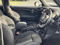 Usado Mini Cooper Hatch 136 CV (100 kW) 2021 Utilitario