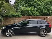 Used Volvo V60 R-Design 180 HP (132 kW) 2012 Black Estate