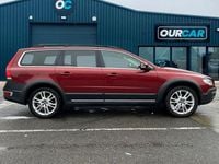 Used Volvo XC70 SE Lux 215 HP (158 kW) 2015 Red Estate
