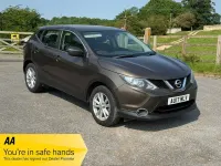 Used Nissan Qashqai Acenta 2017 Bronze SUV
