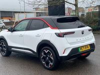 Used Vauxhall Mokka SRi 98 kW (134 HP) 2021 White SUV
