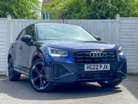 Usado Audi Q2 Black Edition 150 CV (110 kW) 2022 Azul SUV