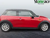 Used Mini Cooper Hatch 136 HP (100 kW) 2017 Red Hatchback