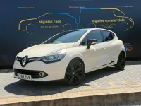 Used Renault Clio Iconic 90 HP (66 kW) 2016 Cream Hatchback