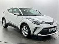 Used Toyota C-HR 122 HP (89 kW) 2021 White SUV