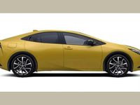 Used Toyota Prius 223 HP (164 kW) 2025 Yellow Hatchback