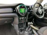 Used Mini Cooper Classic 136 HP (100 kW) 2019 White Hatchback