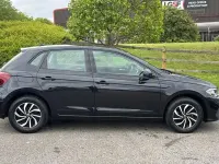 Second-hand VW Polo Life 95 CP (69 kW) 2025 Negru Hatchback