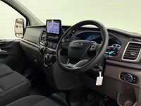 Used Ford Transit Custom Limited 130 HP (95 kW) 2023 White Van