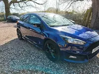 Usado Ford Focus ST 280 HP (205 kW) 2016 Azul Citadino