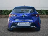 Used Toyota Corolla Design 140 HP (102 kW) 2026 Blue Hatchback
