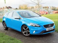 Käytetty Volvo V40 R-Design 2016 Sininen Viistoperä