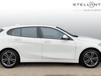 Used BMW 118 Sport Line 134 HP (98 kW) 2021 White Hatchback