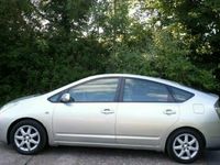 Used Toyota Prius 76 HP (55 kW) 2005 Hatchback