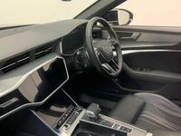 Usado Audi A6 S-Line 200 HP (147 kW) 2023 Preto Sedan