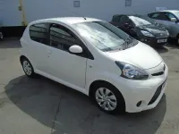 Used Toyota Aygo 68 HP (50 kW) 2014 White Hatchback