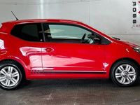 Used VW up! Beats 60 HP (44 kW) 2017 Red Hatchback