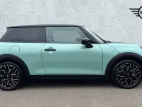 Used Mini Cooper Hatch 113 kW (154 HP) 2025 Green Hatchback