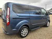Begagnad Ford Tourneo Titanium 130 HK (95 kW) 2020 Blå Minibuss